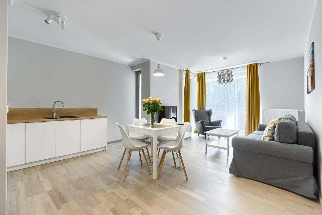 Apartament Bursztynowy Rezydencja Park Großmöllen Exterior foto
